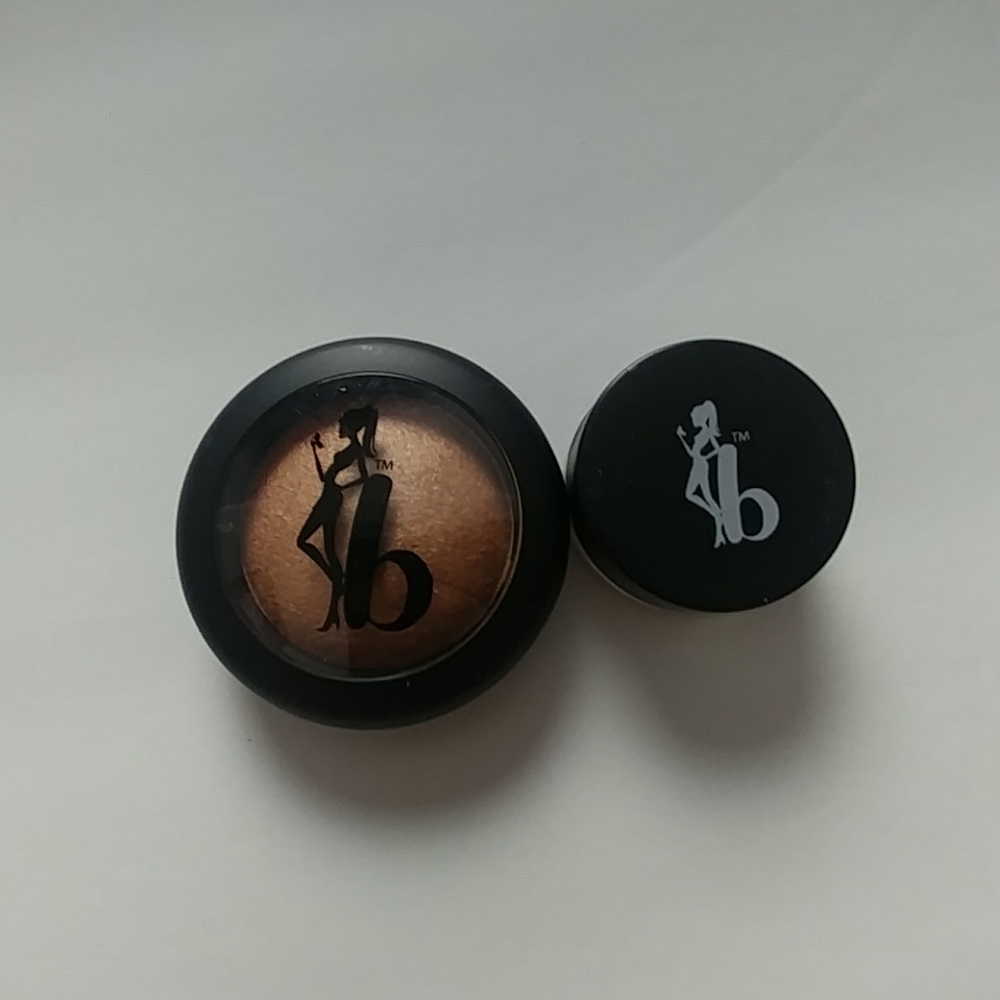 Be a bombshell